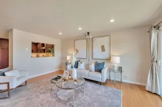 Photo #5: ML81950504 Listing