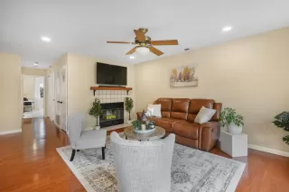 Photo #5: ML81950630 Listing 