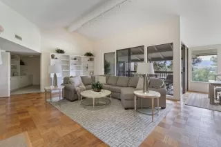 Photo #1: ML81951303 Listing 