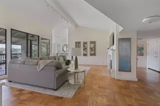 Photo #2: ML81951303 Listing 