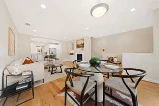 Photo #4: ML81952625 Listing