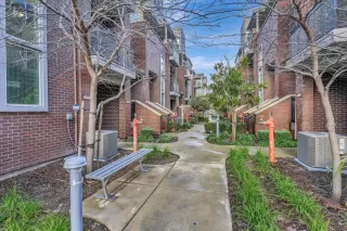 Photo #2: ML81952698 Listing 