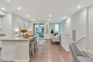 Photo #6: ML81952698 Listing 