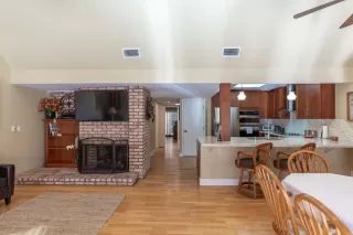 Photo #6: ML81952748 Listing