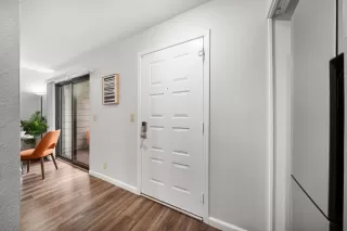 Photo #4: ML81952932 Listing 