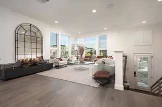 Photo #3: ML81953016 Listing