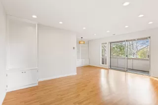 Photo #2: ML81953034 Listing 