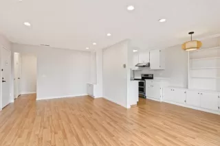 Photo #5: ML81953034 Listing 