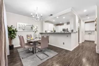 Photo #4: ML81953165 Listing