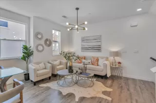 Photo #4: ML81953344 Listing 