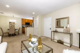 Photo #6: ML81953437 Listing 