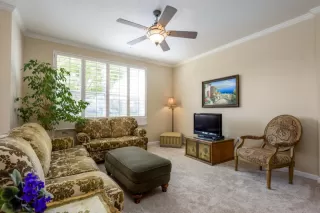 Photo #4: ML81953768 Listing