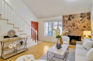 Photo #4: ML81953775 Listing 