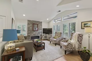 Photo #3: ML81953807 Listing 