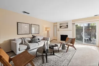 Photo #4: ML81954013 Listing 