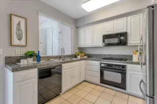 Photo #4: ML81954023 Listing