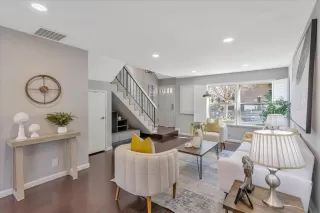 Photo #5: ML81954371 Listing