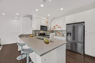 Photo #5: ML81955325 Listing 