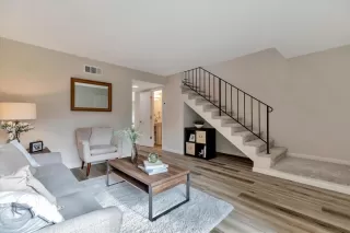 Photo #4: ML81956074 Listing