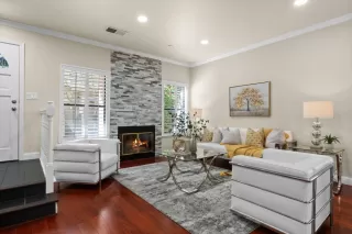 Photo #1: ML81956122 Listing 