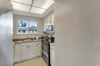 Photo #5: ML81956327 Listing 