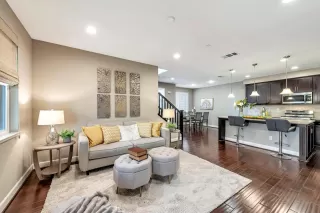 Photo #2: ML81956596 Listing 