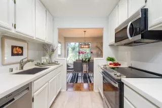 Photo #4: ML81956639 Listing