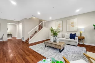 Photo #4: ML81956687 Listing 