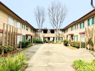 Photo #2: ML81957369 Listing