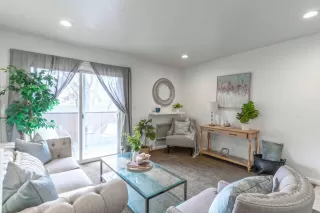 Photo #6: ML81957500 Listing