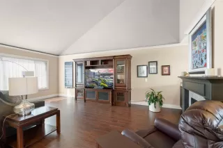 Photo #5: ML81957779 Listing