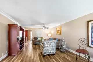 Photo #4: ML81957787 Listing