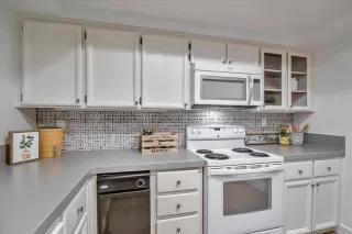 Photo #5: ML81959218 Listing 