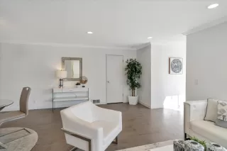 Photo #4: ML81960009 Listing 