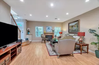 Photo #5: ML81960289 Listing 