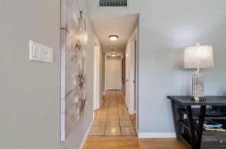 Photo #4: ML81960364 Listing