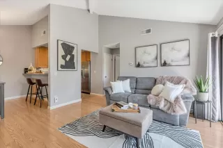 Photo #4: ML81961418 Listing