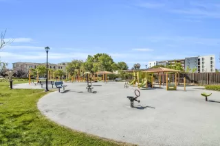 Photo #5: ML81962002 Listing