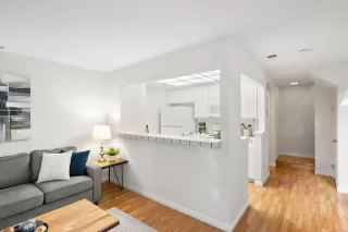 Photo #5: ML81962020 Listing 