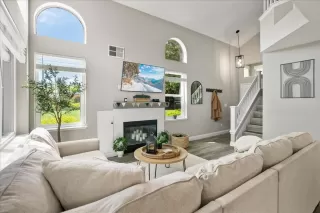 Photo #5: ML81962184 Listing