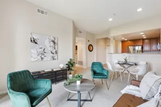 Photo #5: ML81962536 Listing 