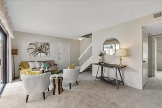 Photo #5: ML81962798 Listing