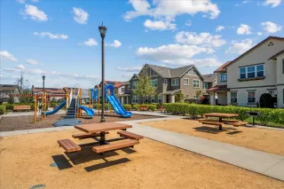 Photo #5: ML81962893 Listing