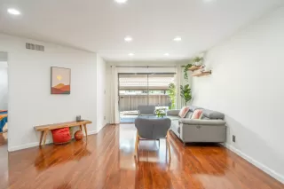 Photo #2: ML81962913 Listing