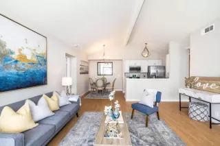 Photo #4: ML81963303 Listing