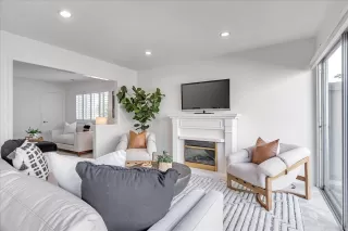 Photo #6: ML81963580 Listing