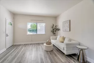 Photo #5: ML81963875 Listing 