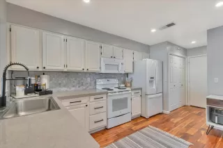 Photo #6: ML81963908 Listing 