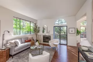 Photo #5: ML81963959 Listing