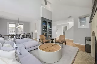 Photo #4: ML81964412 Listing